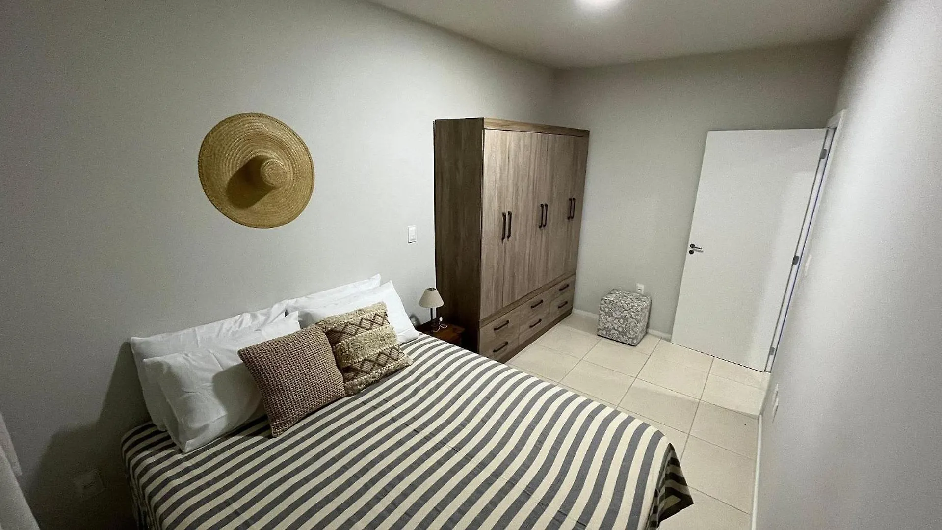 Apartamento Refugio Das Ondas Com Piscina Palhoça